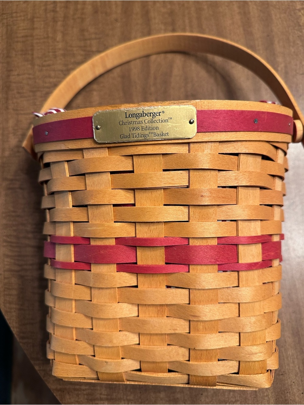 Longaberger Natural Wood Tone Basket with Red Accent Trim - Picture 4 of 4